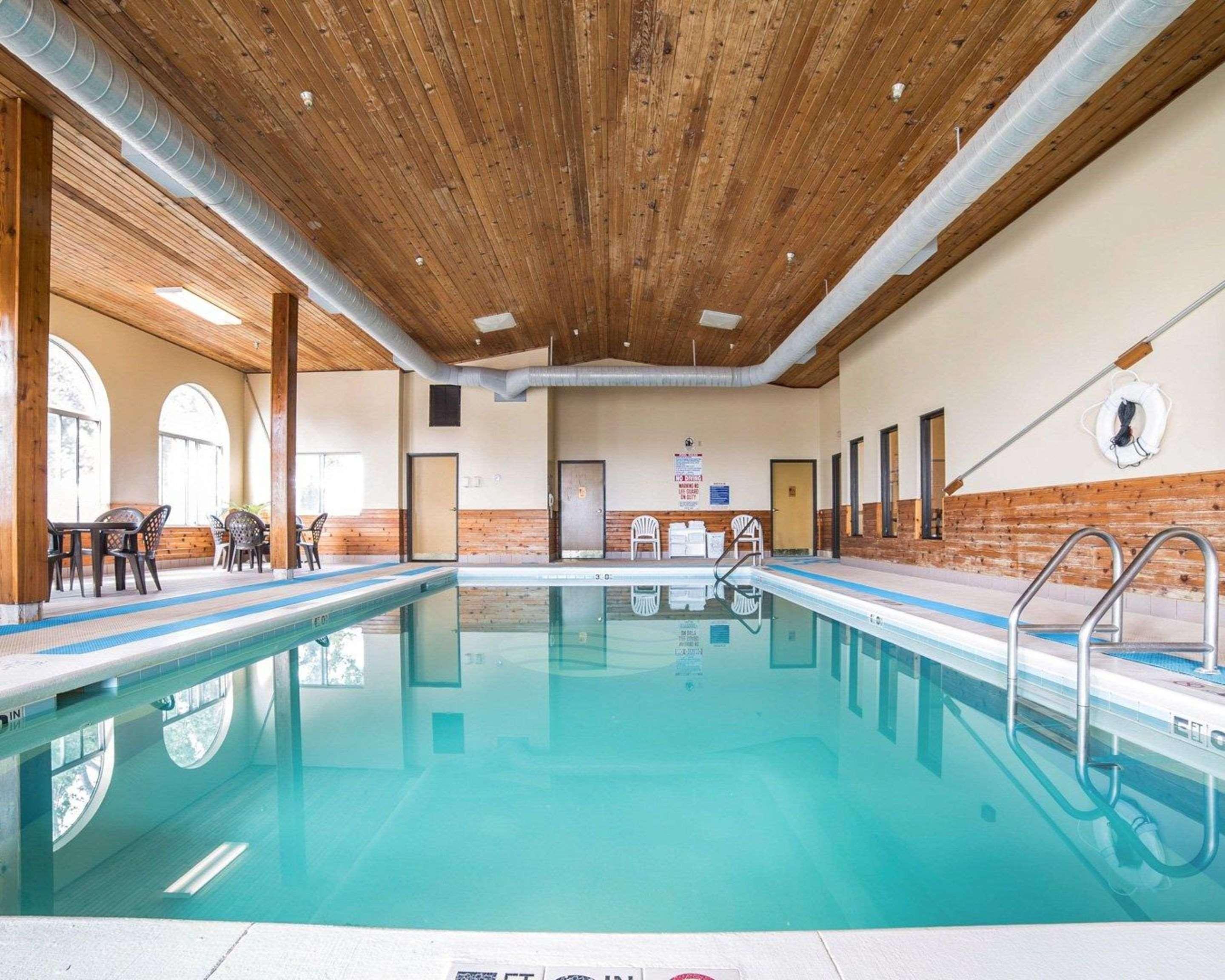 Fairbridge Inn & Suites Glendive Bagian luar foto