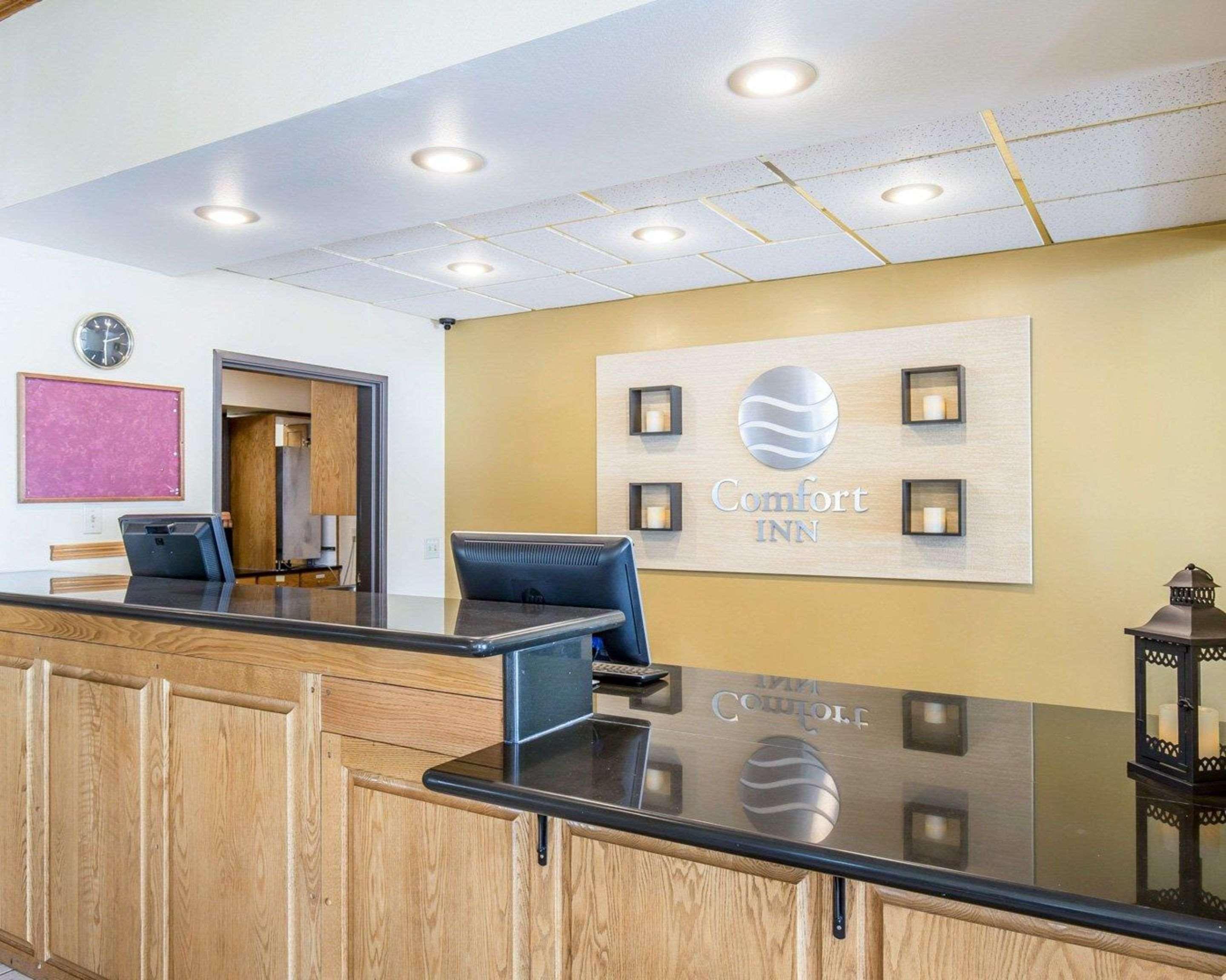 Fairbridge Inn & Suites Glendive Bagian luar foto