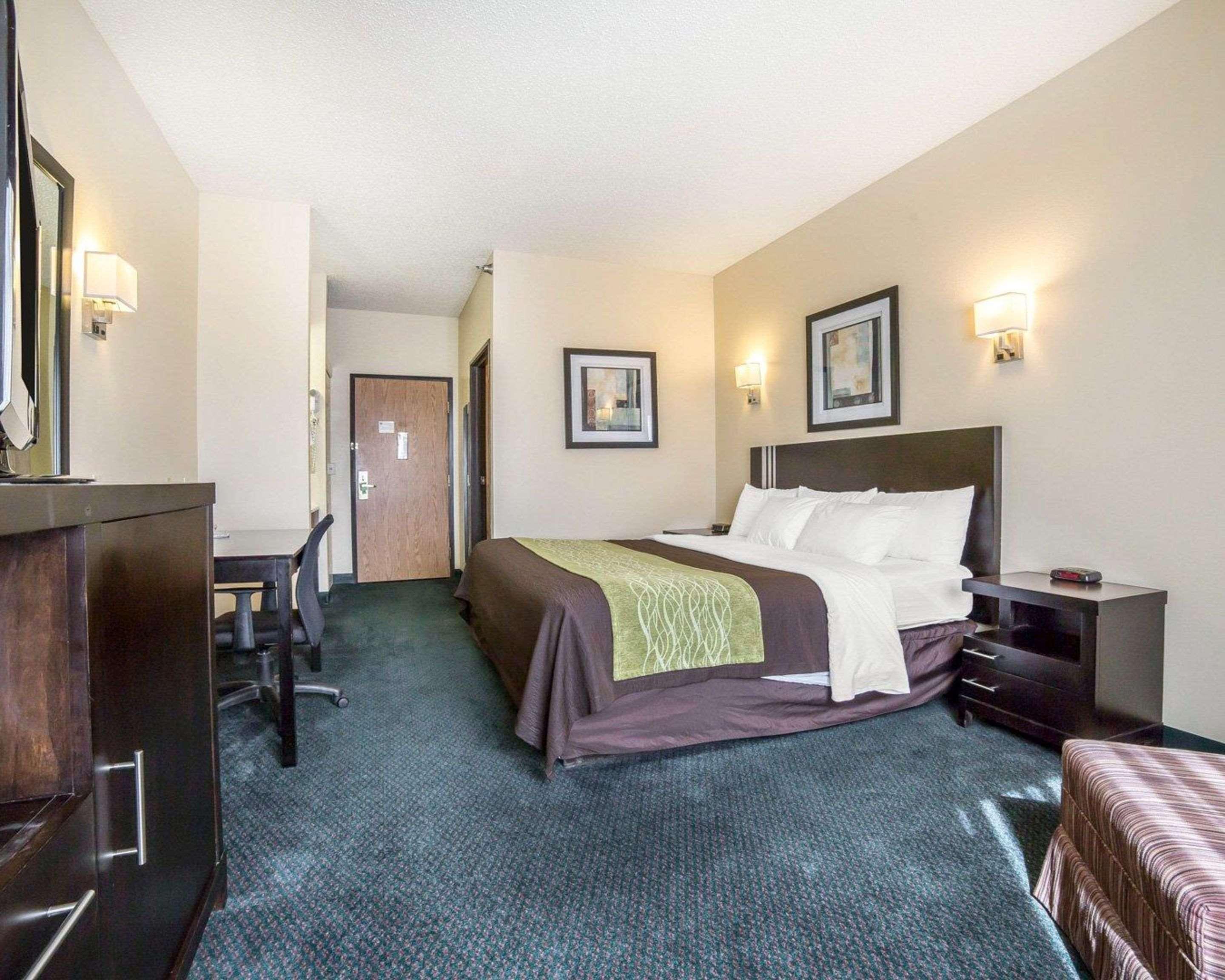Fairbridge Inn & Suites Glendive Bagian luar foto