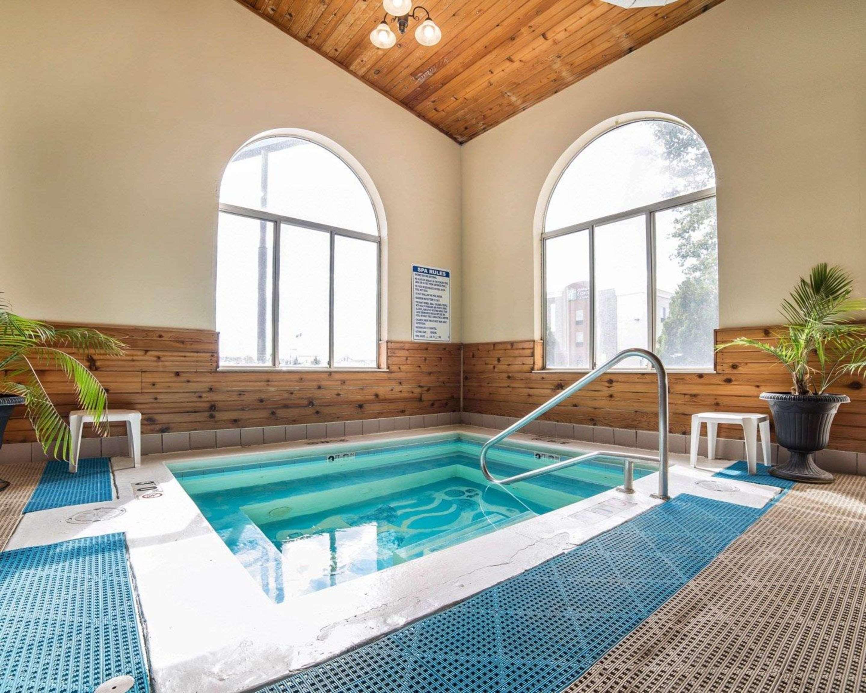 Fairbridge Inn & Suites Glendive Bagian luar foto