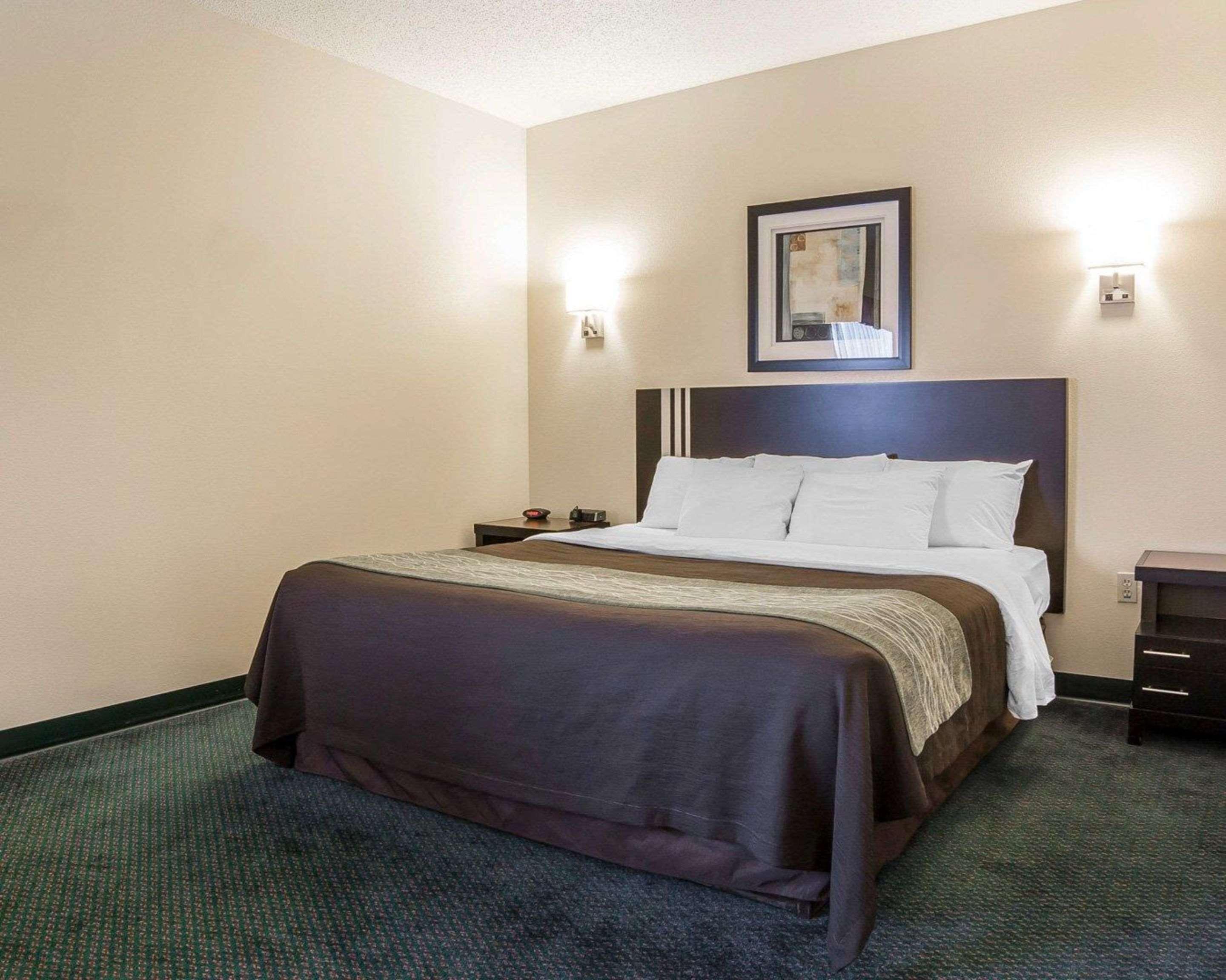 Fairbridge Inn & Suites Glendive Bagian luar foto