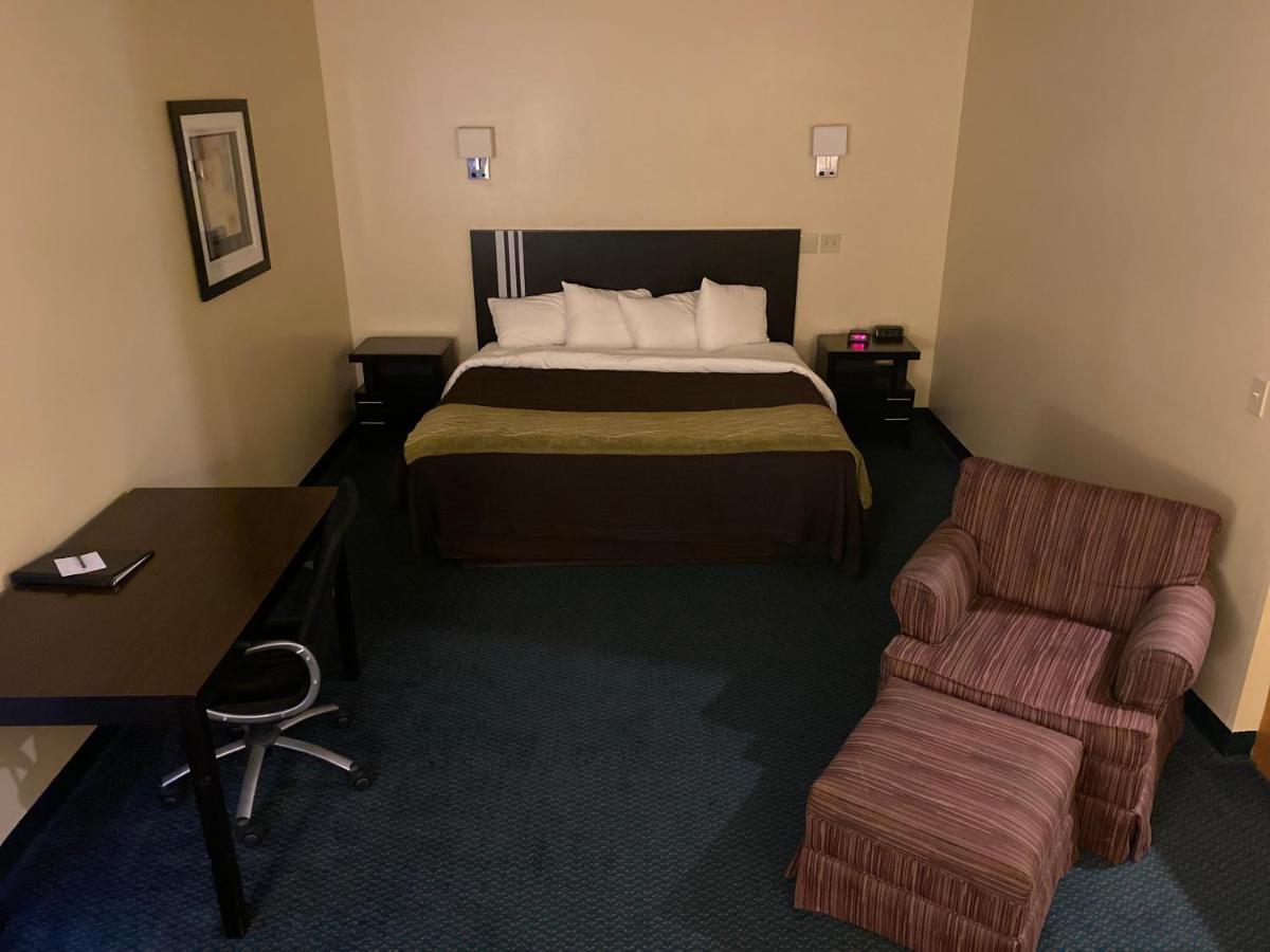 Fairbridge Inn & Suites Glendive Bagian luar foto